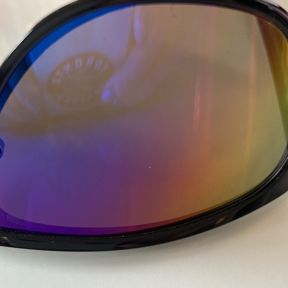 2for $20: Fashionable oversized sunglasses - Picture 7 of 11